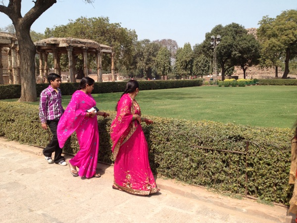 Saris